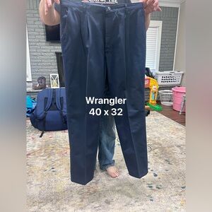 Wrangler Men's Dark Navy Dress Pants